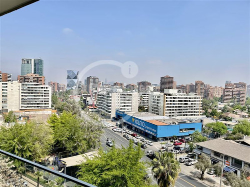 Departamento En Venta En Las Condes, 2 Dormitorios, Piscina