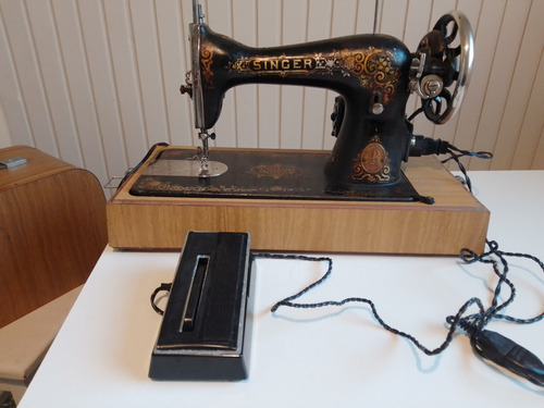 Maquina De Coser Singer