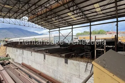 Galpón En Venta En Guatire