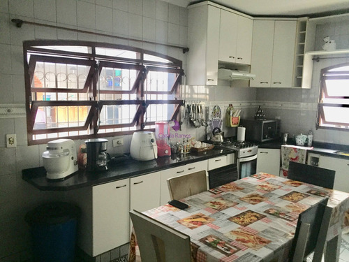 Imagem 11 de 28 de Sobrado À Venda Com 4 Dormitórios Sendo 01 Suíte, Vila Adelina, Suzano/sp. - So00569 - 70162234