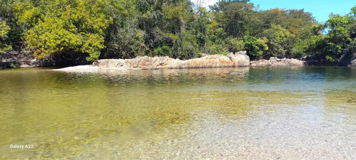 Área Chácara Cavalcante-go 1 Hectares