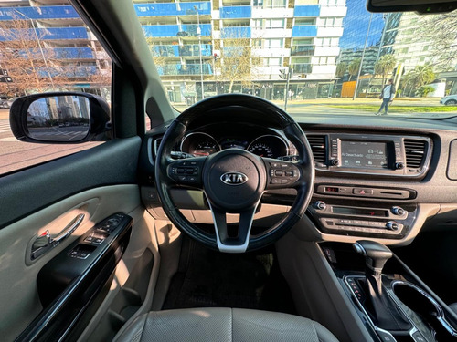 Kia Carnival 2.2 Crdi Premium