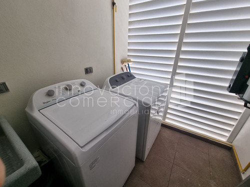 Departamento Amueblado En Renta En Privalia, Amplios Espacios