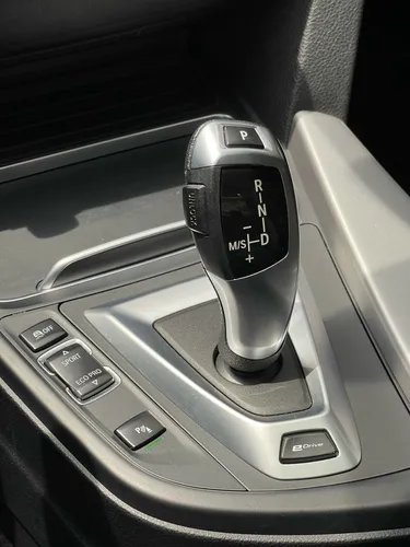 Bmw 330e Híbrido 2.0 Turbo Automático