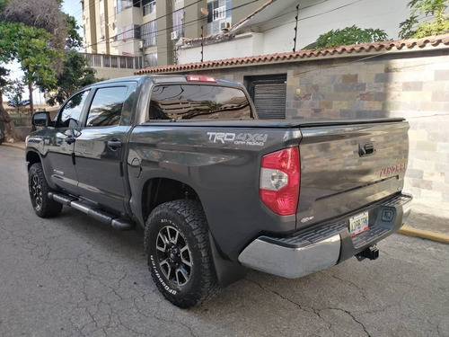 Imagen 7 de 14 de Toyota Tundra Trd Automatica 4x4
