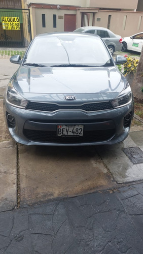Imagen 11 de 11 de Kia Rio Sedan