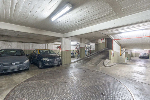 Venta 4 Ambientes Colegiales Con Cochera Movil