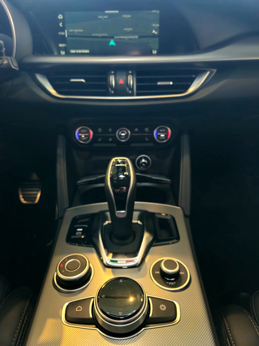 Alfa Romeo Stelvio 2.0 280cv At Q4 Veloce