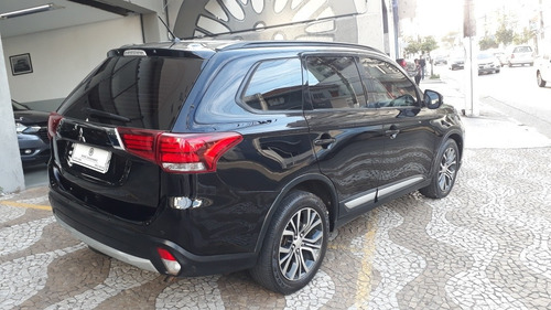 Imagem 5 de 10 de Mitsubishi Outlander 2016 2.0 L4 Cvt 5p