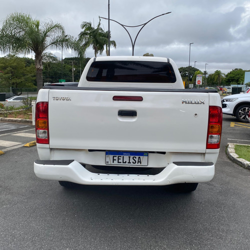 Toyota Hilux 2.5 Cab. Dupla 4x4 4p