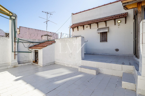 Venta Excelente Casa 4 Ambientes Barrio Naón, Mataderos