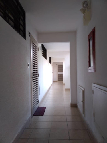 Imagen 3 de 14 de Apartamento En Venta Colinas De La Tahona