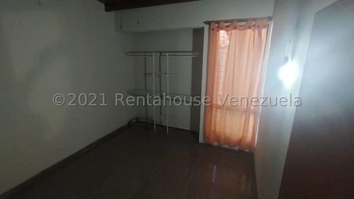 Imagen 11 de 30 de Casa En Venta En La Piedad Norte Cabudare, Tanque Subterraneo De 6 Mil Litros, Cod 22-15680, Inf 0424