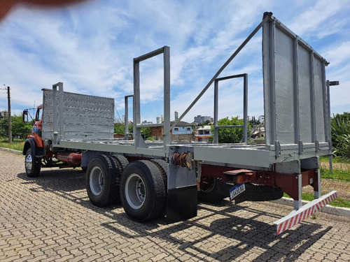 L-2213 3-eixos 6x4 Tora Florestal