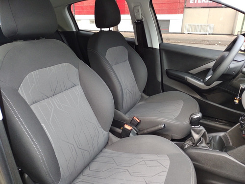 Peugeot 208 2017 1.6 Active