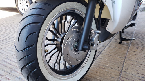 Imagen 23 de 24 de Scooter Beta Tempo 150 0km 2023 Arrow Parabrisa Baul Mb