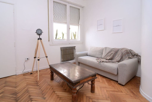 Departamento Con Vista Al Río En Alquiler