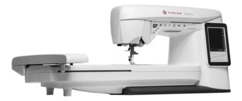 Máquina De Bordar Singer Em9305 127/220V Completa C/ Acessórios