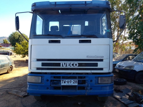 Camión Algibes Iveco Tector, Estanque 18 Mil