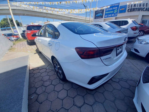 Imagen 3 de 15 de Kia Forte Sedan 2020 2.0l Lx Ivt