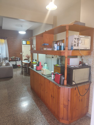 Casa De 3 Ambientes Proximo A Estacion Munro