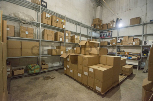Venta Oficinas + Depósito + Cocheras - Financiación