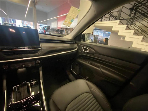 Jeep Commander 1.3 Longitude 5L Turbo Flex Aut. (T270) 5-P