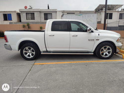 Dodge Ram 1500 LARAMIE 4X2 Doble Cab V8 5.7Lts. HEMI