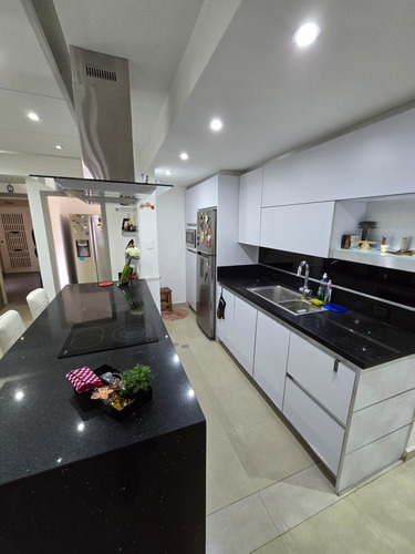 Apartamento En Venta En Las Chimeneas - Wc