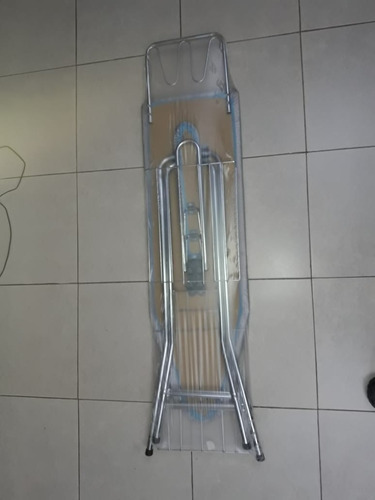 Mesa De Planchar Marca Inducasa Modelo De Luxe
