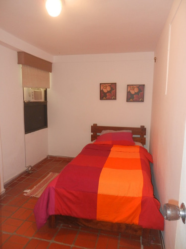Imagen 10 de 13 de Apartamentos En Alquiler Vacacional En Maneiro.