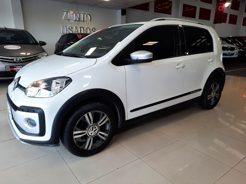 Imagen 1 de 15 de Volkswagen Up Cross 2017