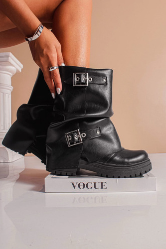 Bota Mujer Borcego Diseño Araquina Cuero Doblada Hebillas