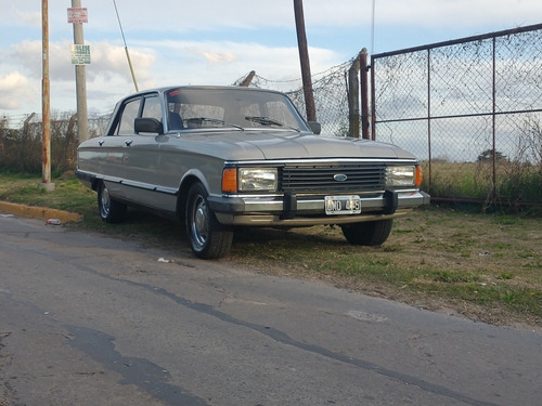 Imagen 4 de 18 de Ford Deluxe