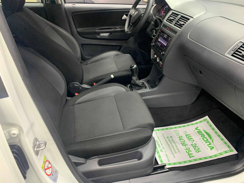 Imagem 11 de 12 de Volkswagen Fox 1.6 Msi Total Flex Connect 4p Manual