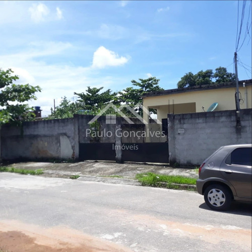 Vendo Duas Casas Mais Um Terreno Ao Lado