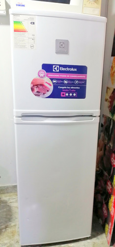 Ocasion! Refrigerador Electrolux 138lt Frost 2puertas Blanco