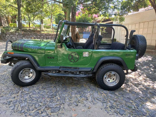 Imagen 10 de 15 de Jeep Renegade Cj7