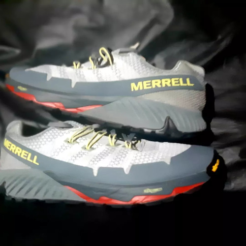 Zapatilla Merrell ,trail ,medio Uso Excelente Condiciones 