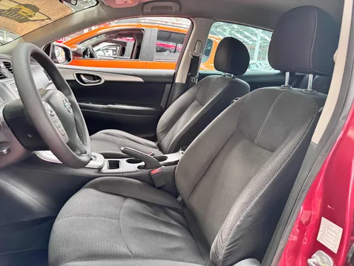 Nissan Sentra 1.8 Advance Cvt