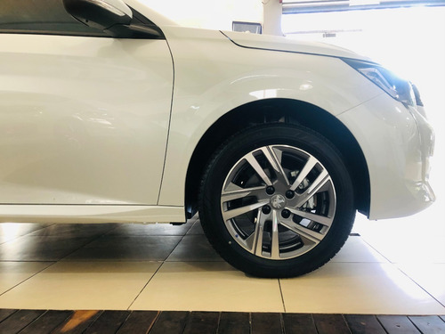 Peugeot Nuevo 208 Allure 1.6l