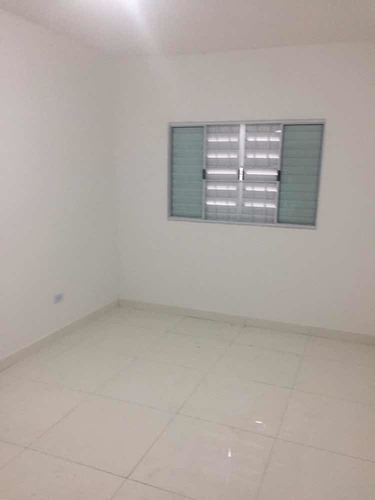 Imagem 9 de 10 de Belíssima Casa De 3 Cômodos Para Locação