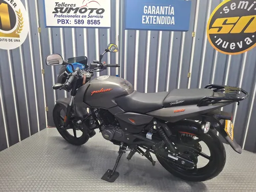 Bajaj Pulsar 180 Fi Neon