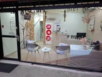 Comprar Juan Carlos González. Renta House Carabobo Vende Fondo De Comercio Salud, Estética Y Belleza Cc Las Chimeneas Urb. Las Chimeneas Valencia 