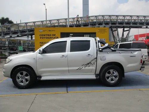 Toyota Hilux Doblecabina 4x2 2700cc Mt