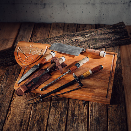 Tabla Asador Velez + Kit Parrillero Artesanal De 5 Piezas