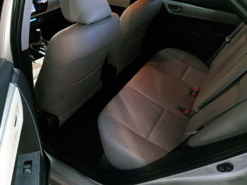 Imagem 14 de 15 de Toyota Corolla Xei 2.0 Prata 2015