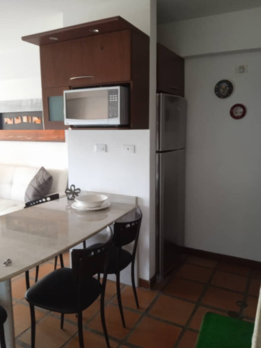 Aquiler Fijo. 1hab. Bello Apto. Terraza. Playa Moreno.