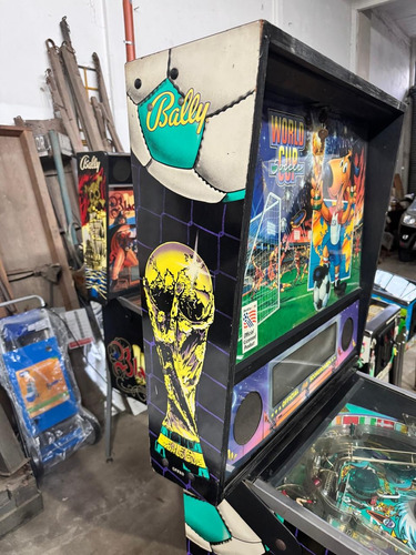 Flippers Pinball World Cup 94 Full Led Impecable (Usado)