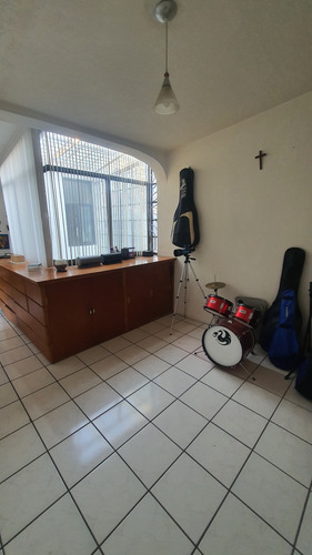 Casa En Fraccionamiento Con Seguridad Privada. Trato Directo
